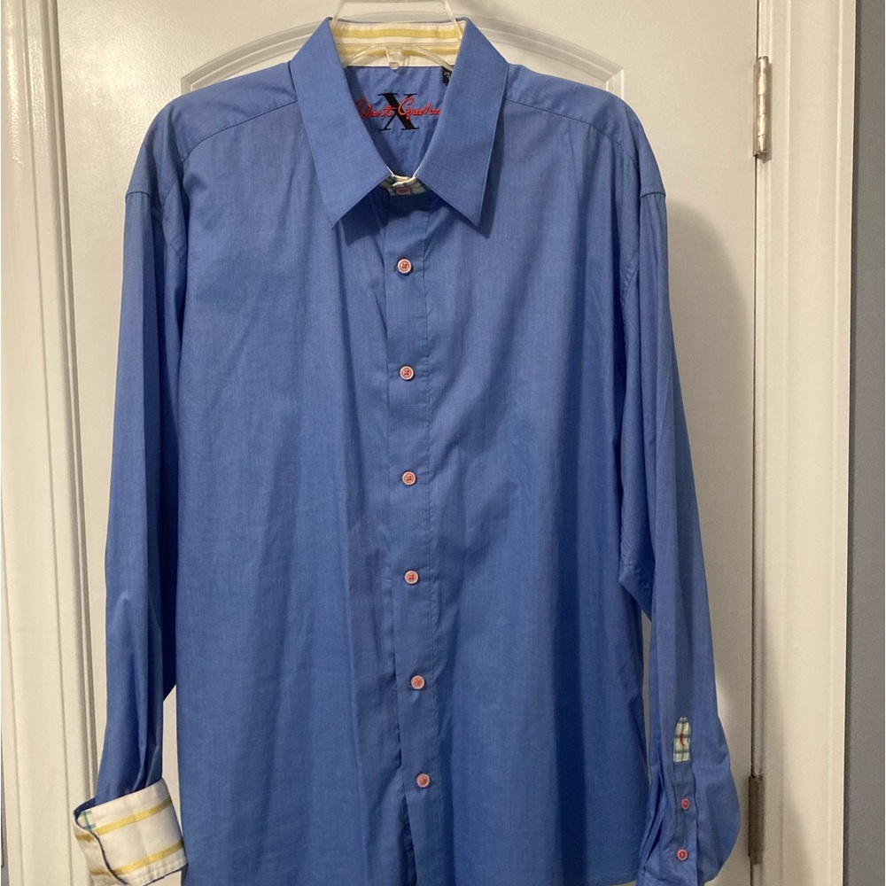 Robert Graham shirt